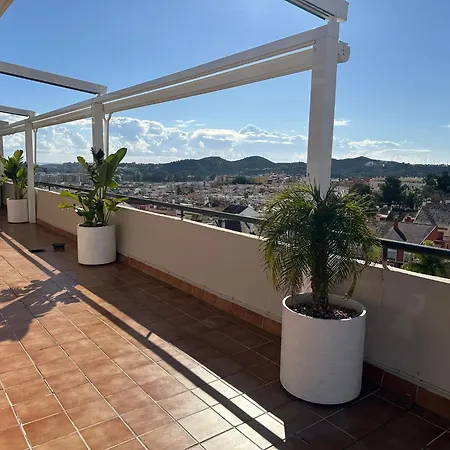Terraza Y Piscina - Koti - Atico Margarita Apartment