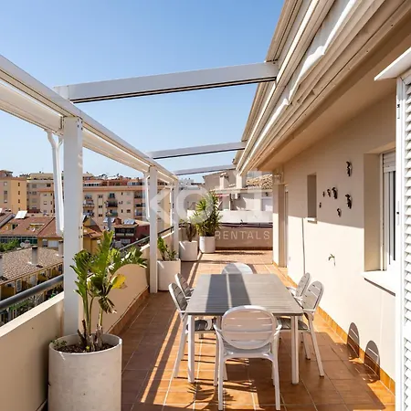 Terraza Y Piscina - Koti - Atico Margarita フエンヒロラ